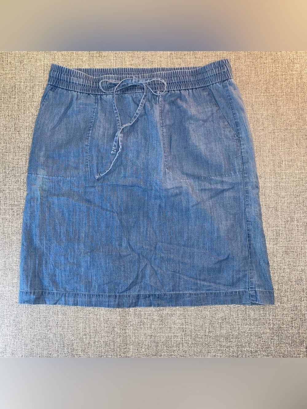 Talbots Women's Chambray Blue Denim A-Line Skirt Size 8p Tie Waist Minimalist